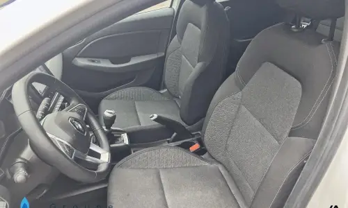 Renault Clio v Clio tce 90 - 21n business 628 8