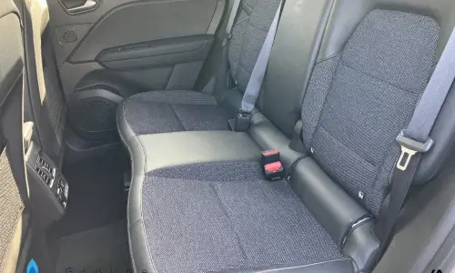 Renault Captur E-tech full hybrid 145 techno 635 9