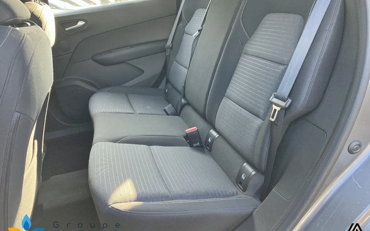 Renault Arkana Tce 140 edc - 22 equilibre 636 9
