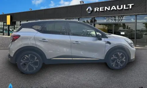Renault Captur E-tech full hybrid 145 engineered 666 4