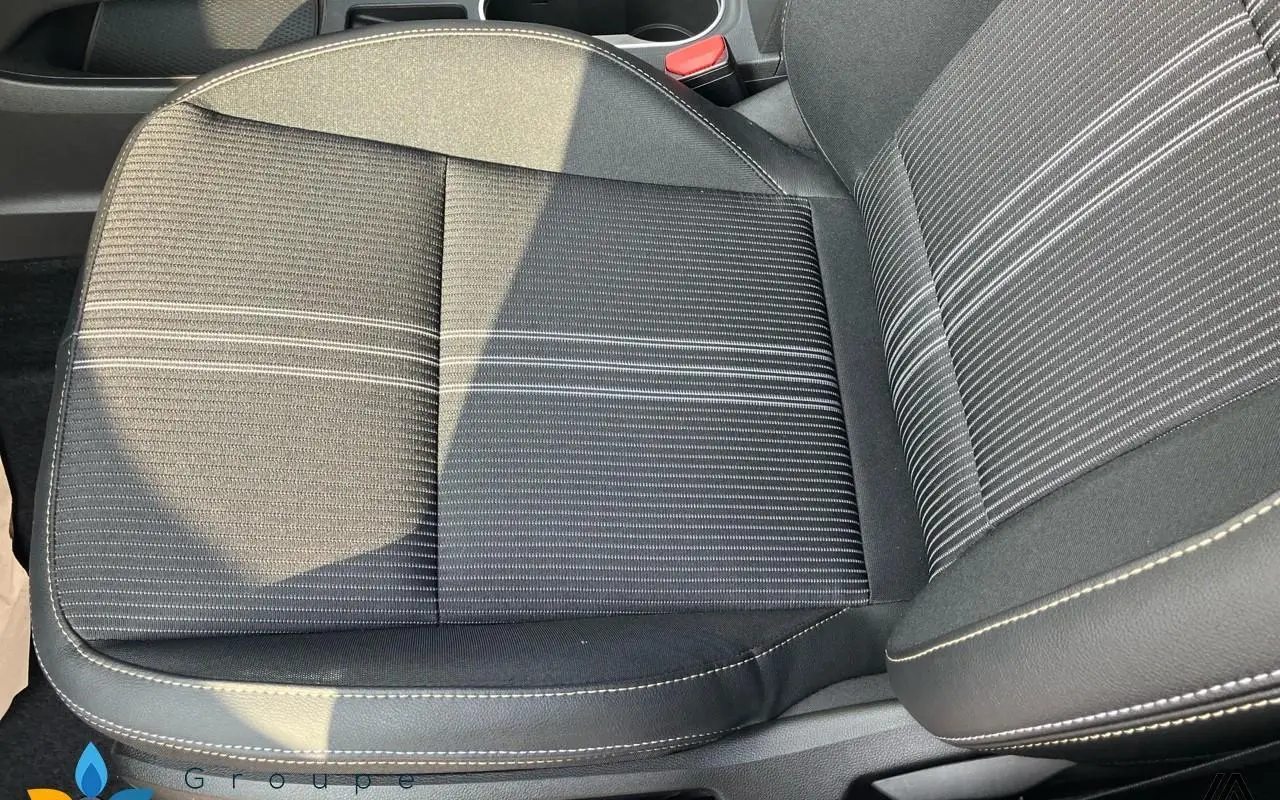 Renault Captur E-tech full hybrid 145 engineered 666 8