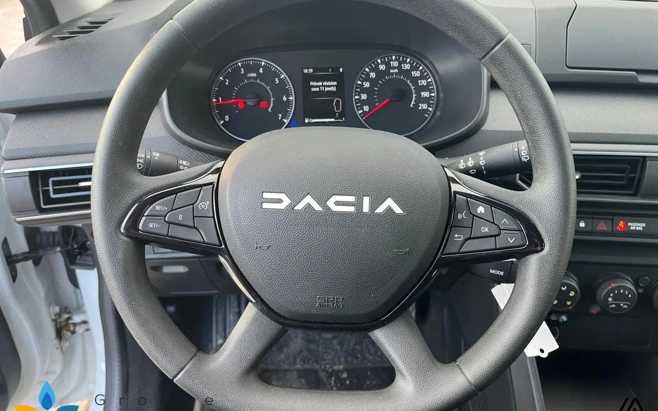 Dacia Jogger Eco-g 100 5 places essential 667 13
