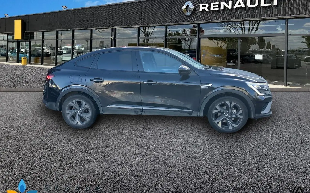 Renault Arkana E-tech 145 - 22 engineered 682 4