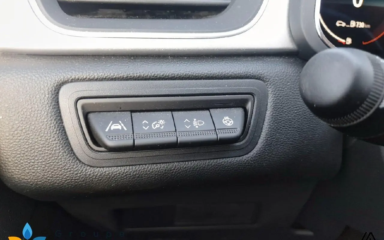 Renault Captur E-tech full hybrid 145 techno 686 12