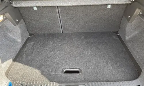Renault Captur Mild hybrid 160 edc techno 703 10