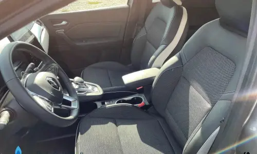 Renault Captur Mild hybrid 160 edc techno 703 8