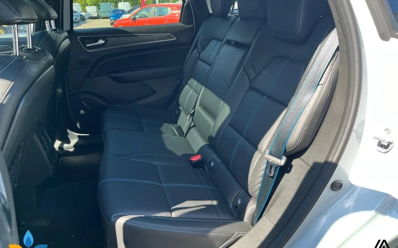 Renault Arkana E-tech 145 - 23 esprit alpine 729 9