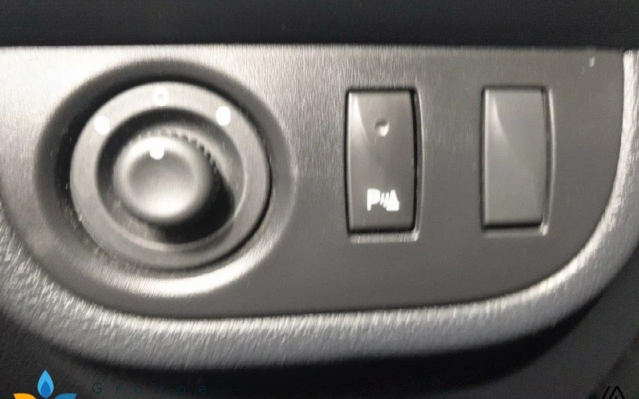 Dacia Sandero Eco-g 100 essentiel 733 14