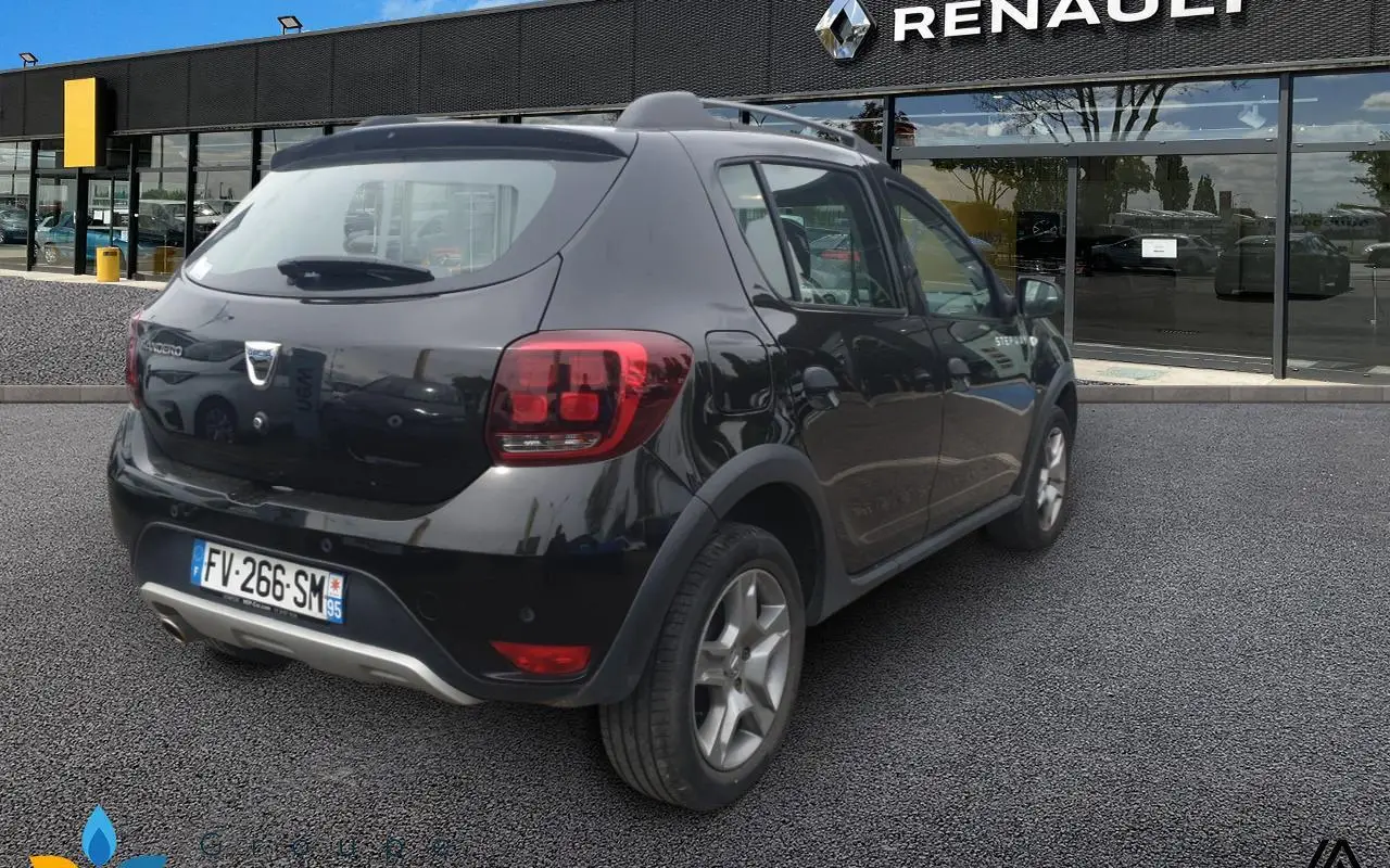 Dacia Sandero Eco-g 100 essentiel 733 3