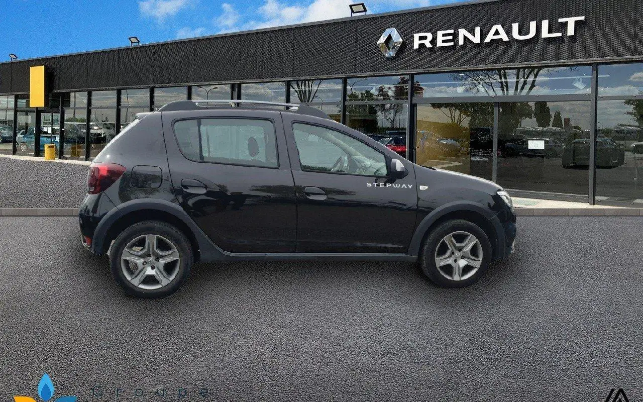 Dacia Sandero Eco-g 100 essentiel 733 4
