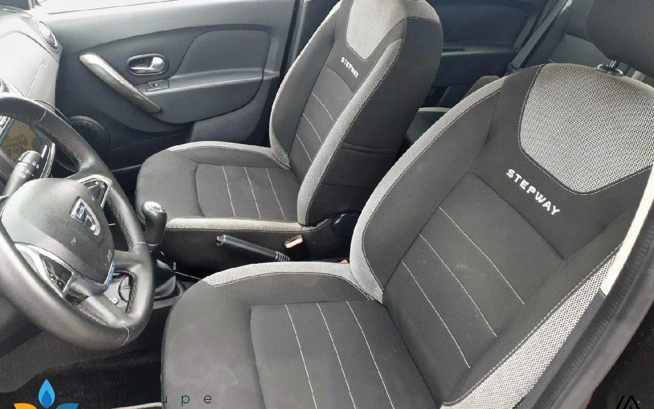 Dacia Sandero Eco-g 100 essentiel 733 8