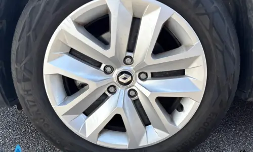 Renault Captur E-tech 145 - 21 business 740 12