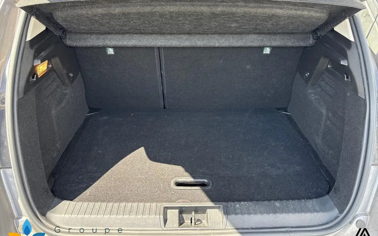 Renault Captur E-tech 145 - 21 intens 745 10