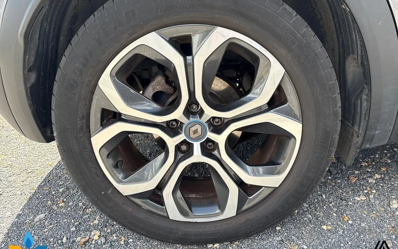 Renault Captur E-tech 145 - 21 intens 745 12