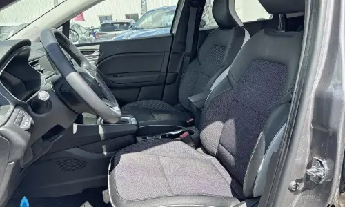 Renault Captur E-tech 145 - 21 intens 745 8