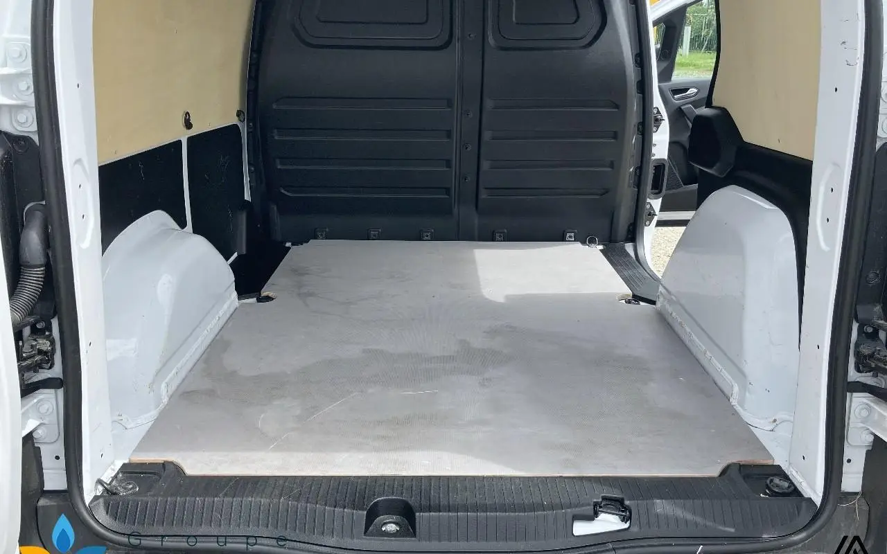 Renault Kangoo van Blue dci 115 extra - 22 750 10