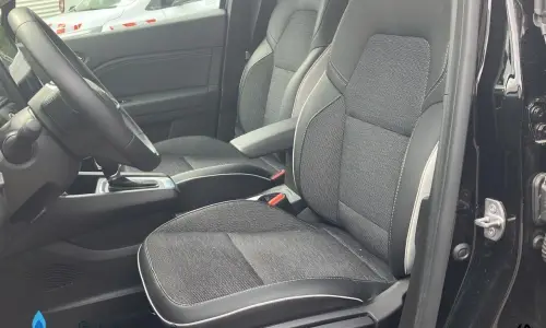 Renault Captur Mild hybrid 160 edc techno 758 8