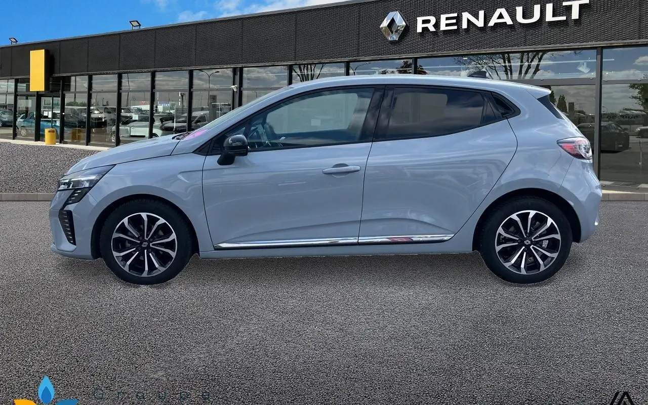Renault Clio v Clio tce 90 techno 770 2