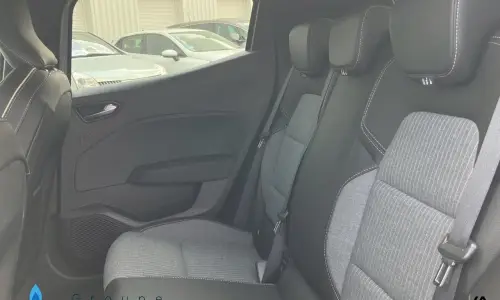 Renault Clio v Clio tce 90 techno 770 9