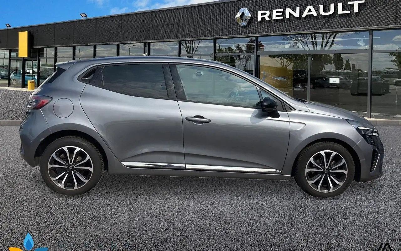 Renault Clio v Clio tce 90 techno 771 4