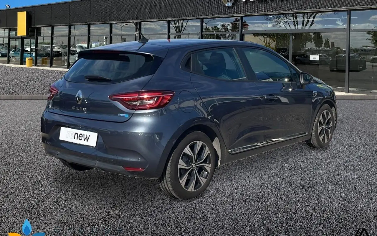 Renault Clio v Clio e-tech 140 - 21n limited 799 3