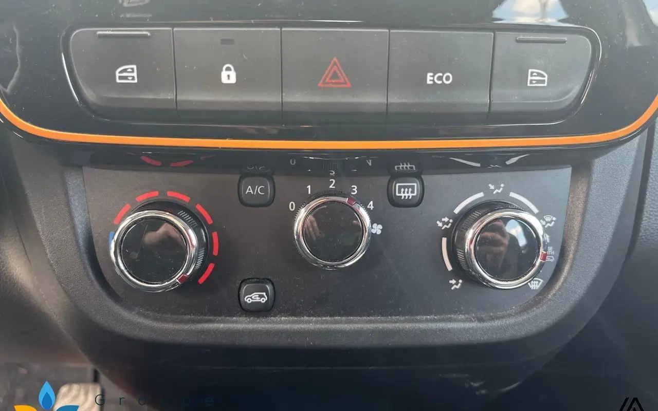 Dacia Spring Achat intégral confort plus 801 11