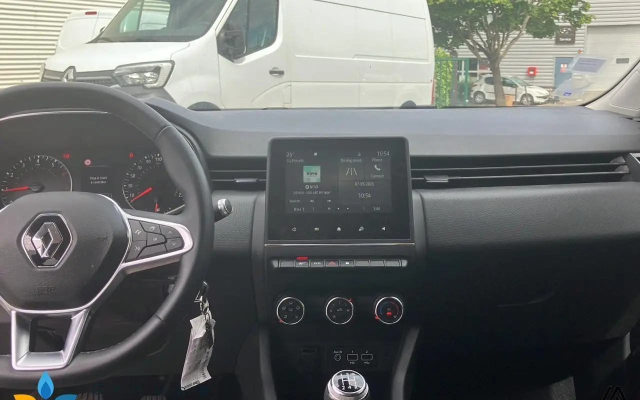 Renault Clio v Clio tce 100 zen 806 6