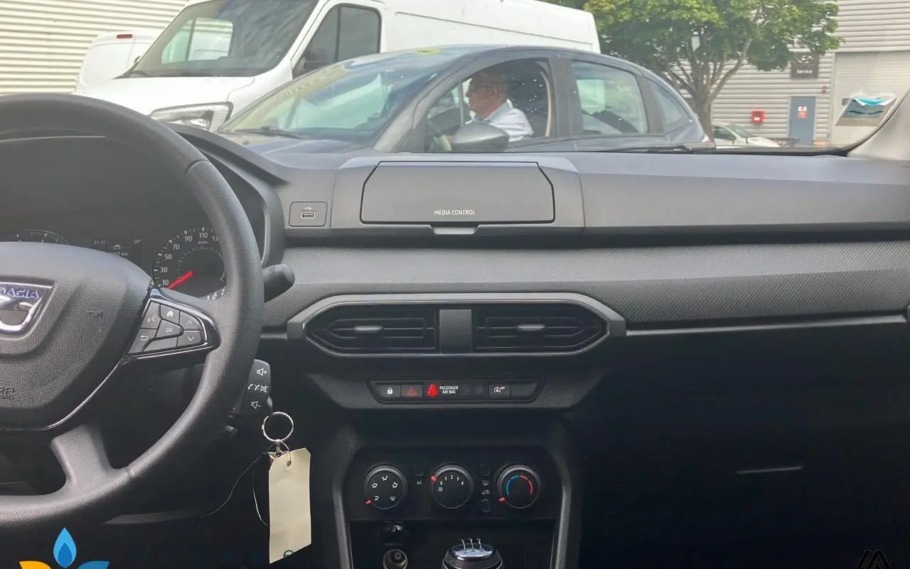 Dacia Sandero Sce 65 essentiel 807 6