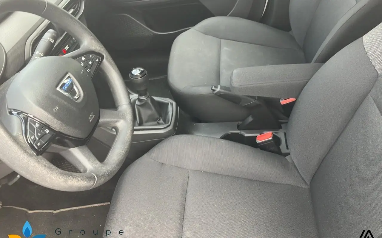 Dacia Sandero Sce 65 essentiel 807 8