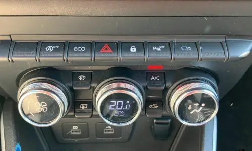 Dacia Duster Eco-g 100 4x2 essentiel 810 11
