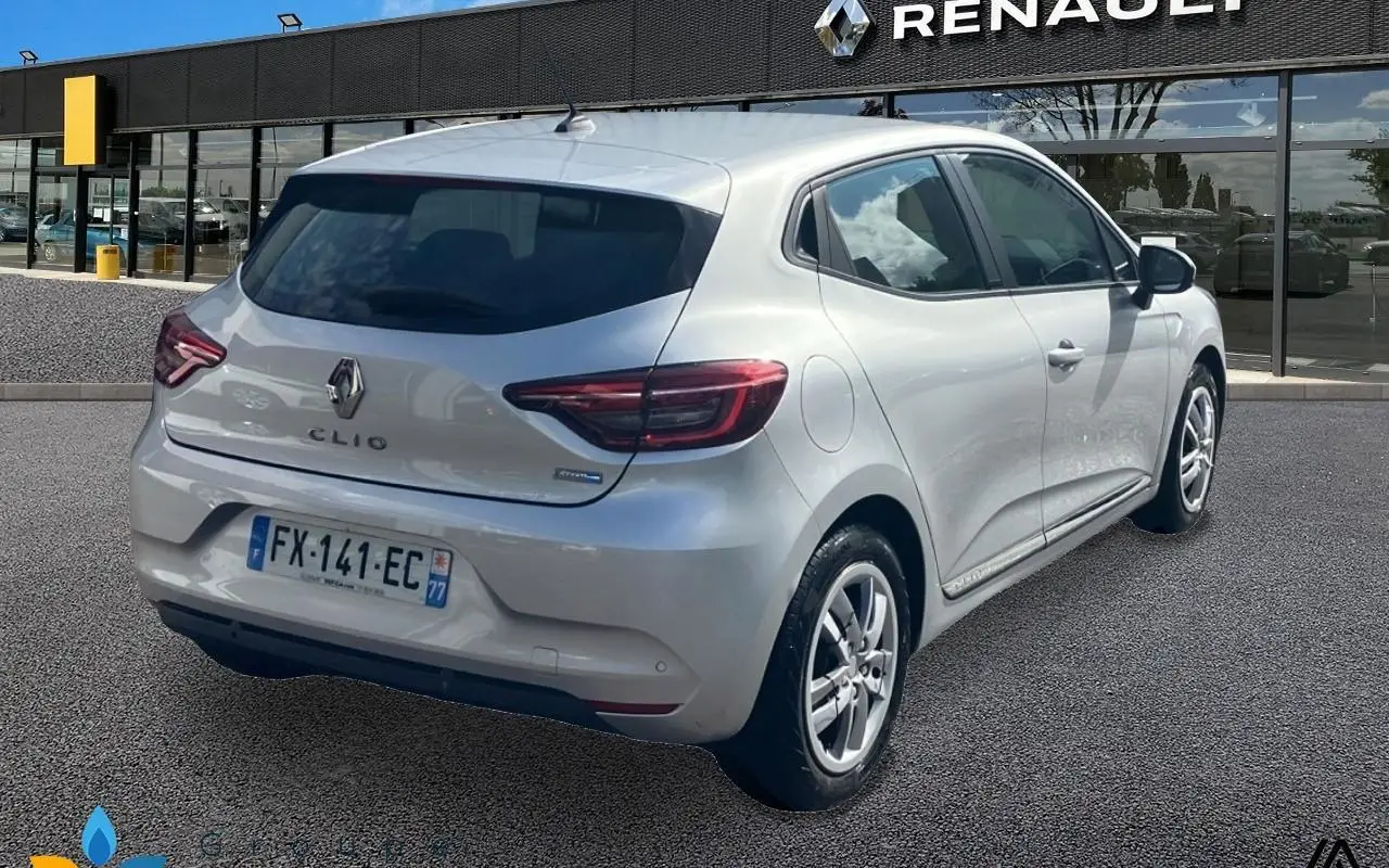 Renault Clio v Clio e-tech 140 business 836 3