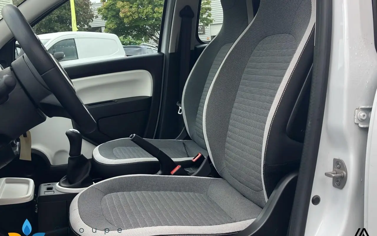 Renault Twingo iii Twingo iii 1.0 sce 70 e6c limited 865 8