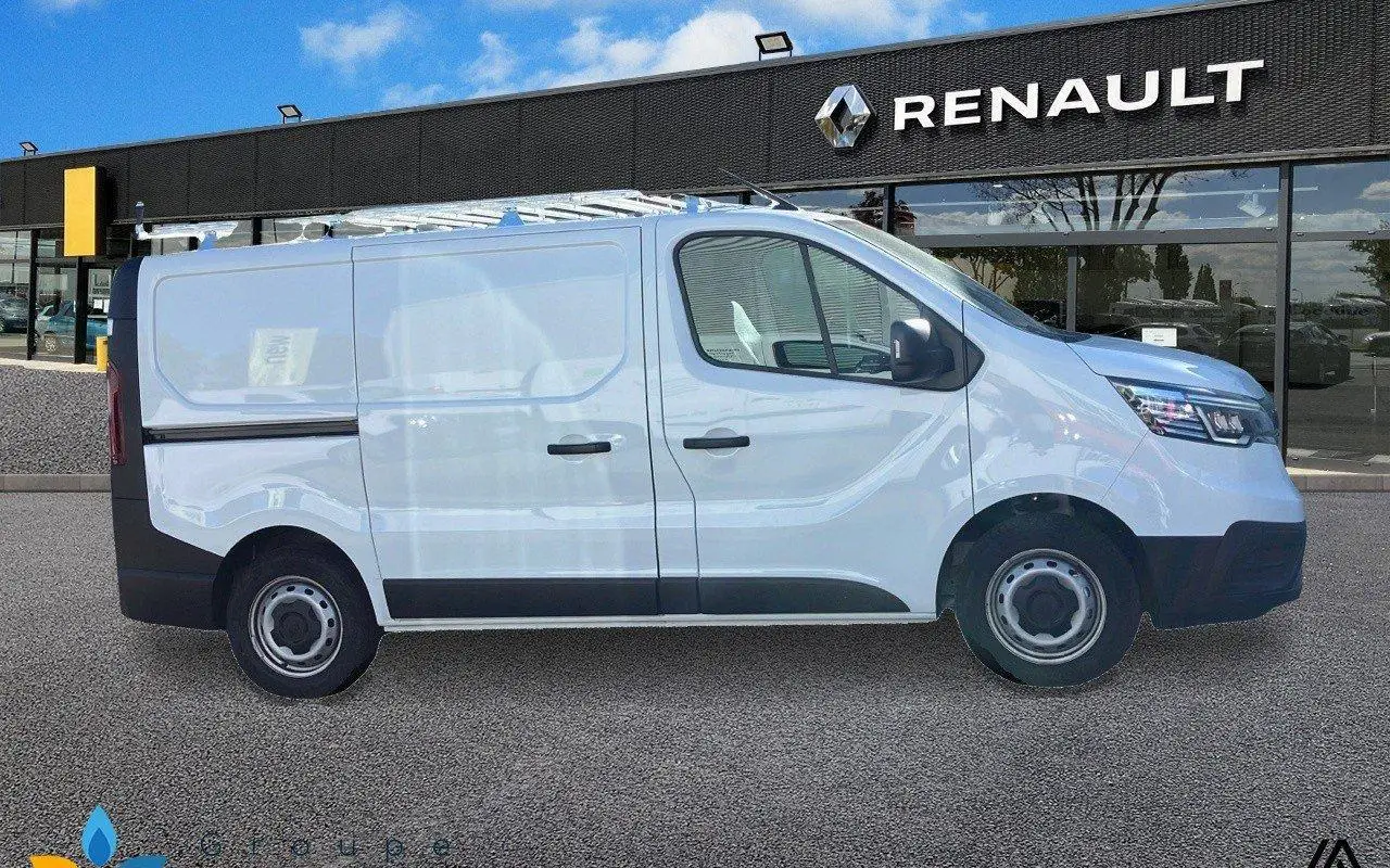 Renault Trafic fourgon Trafic fgn l1h1 2t8 blue dci 130 gsr2 advance 866 4