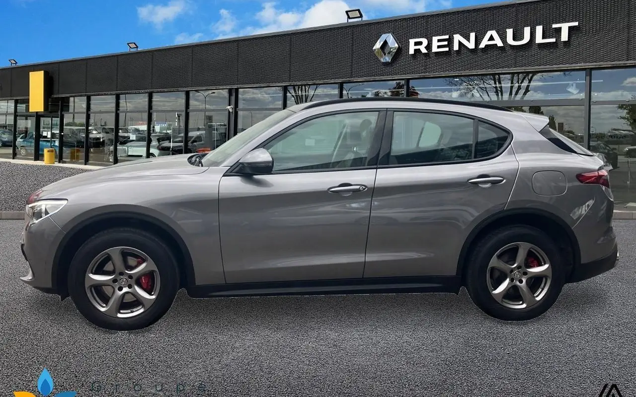 Alfa romeo Stelvio 2.0t 200 ch q4 at8 super 870 2