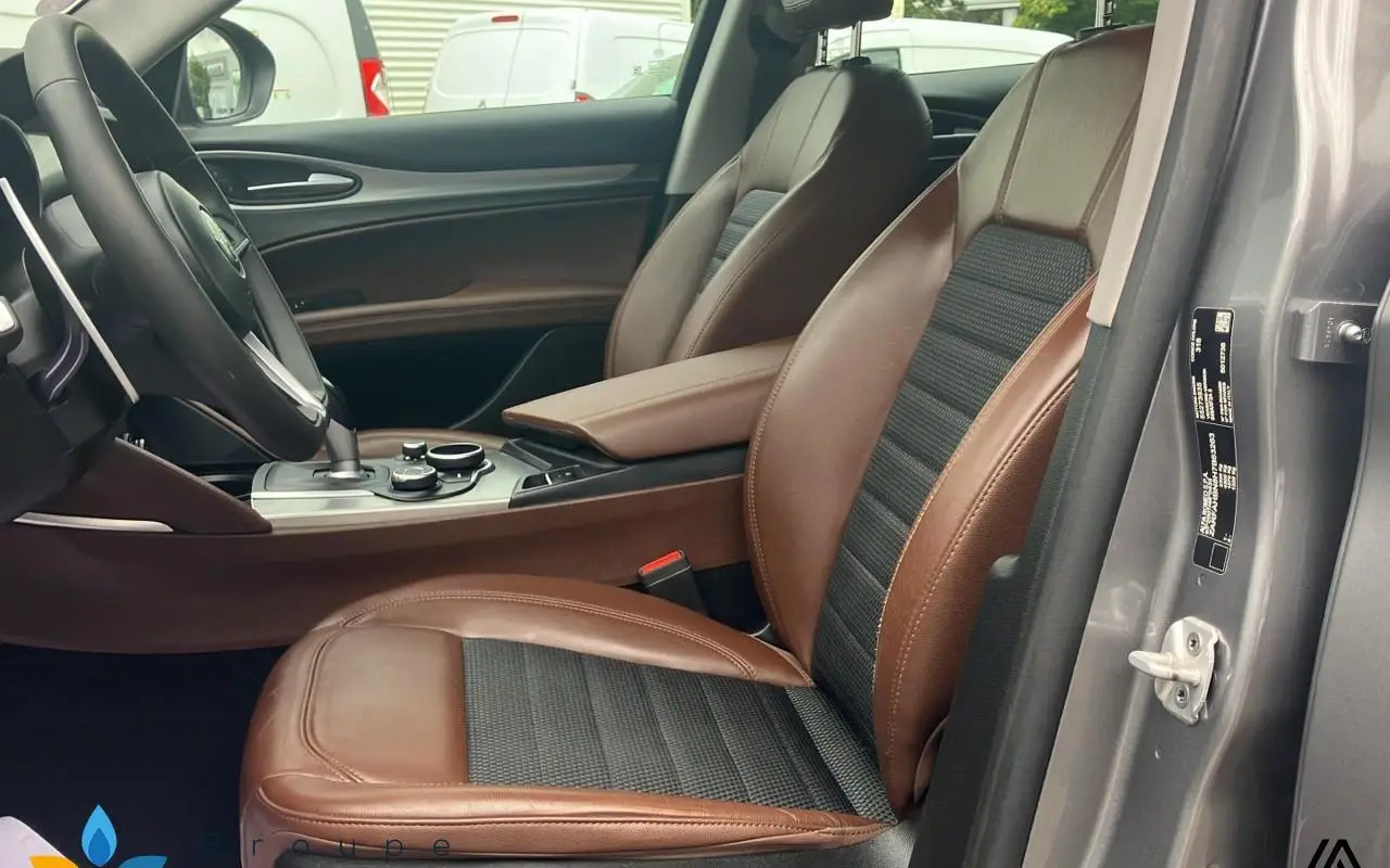 Alfa romeo Stelvio 2.0t 200 ch q4 at8 super 870 8