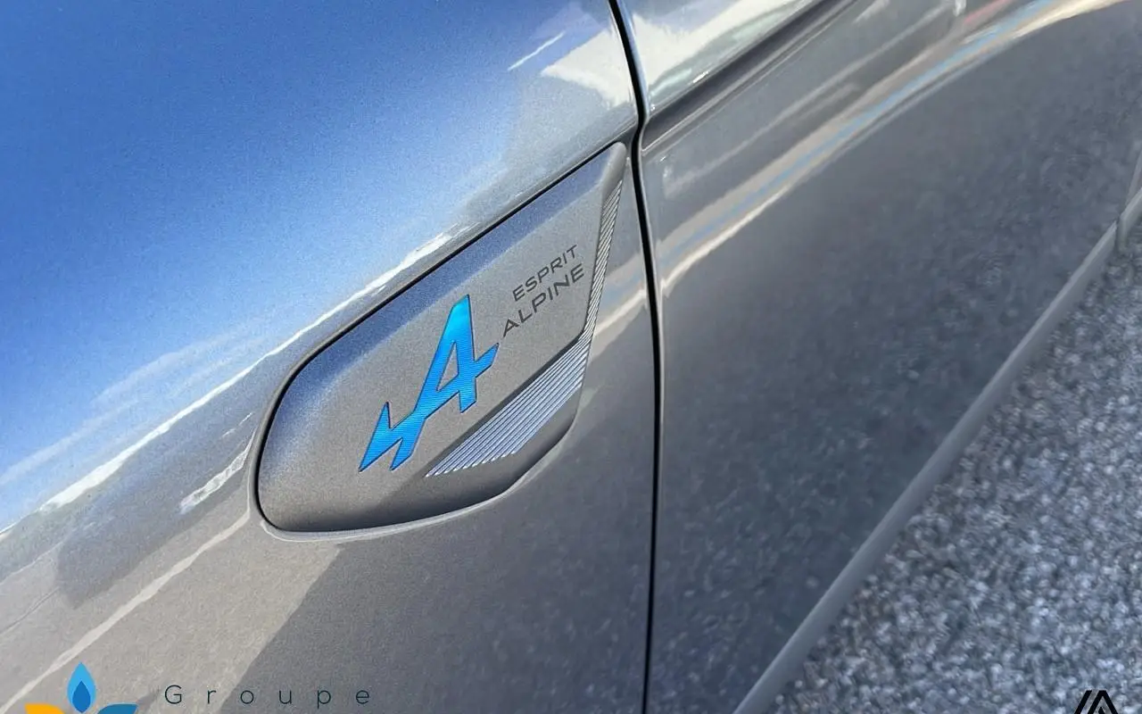 Renault Clio v Clio tce 90 ch gsr2 esprit alpine 874 12