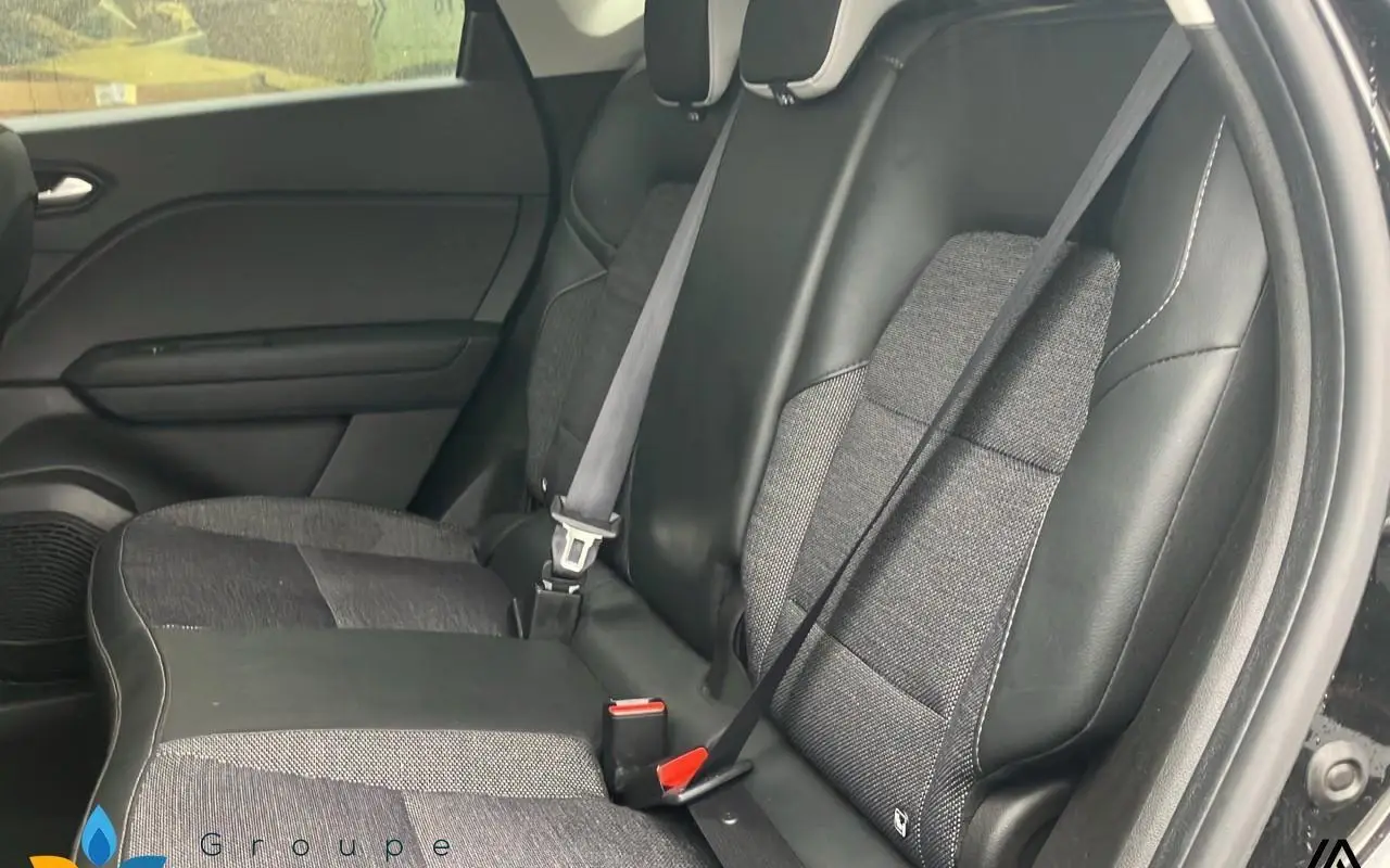Renault Captur E-tech full hybrid 145 techno 886 9