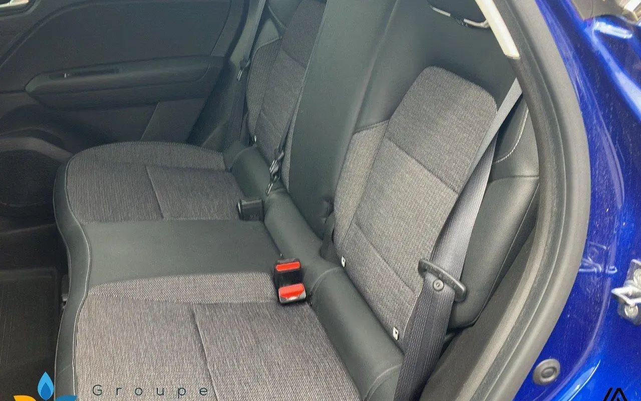 Renault Captur E-tech plug-in 160 - 21 intens 890 9