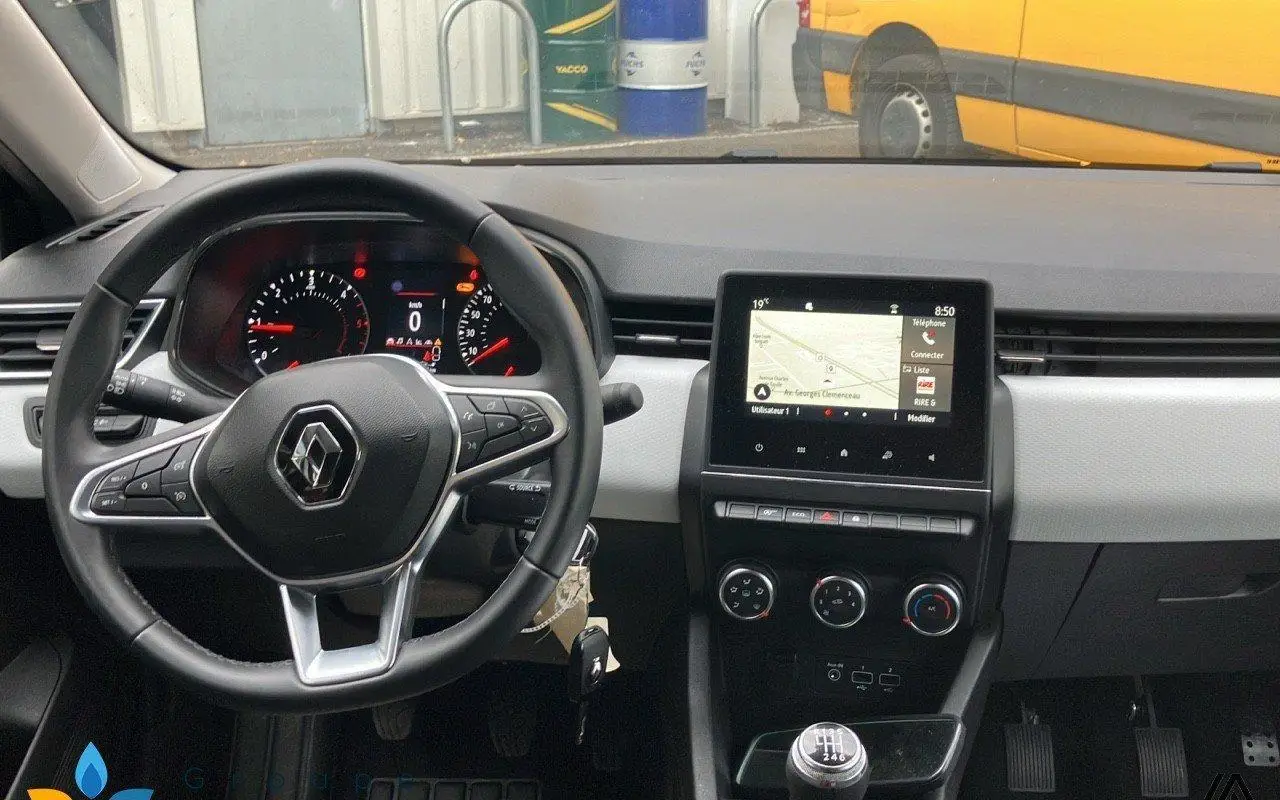 Renault Clio v Clio blue dci 100 evolution 893 6