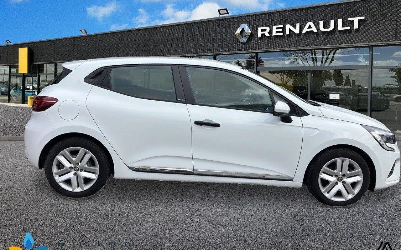 Renault Clio v Clio e-tech 140 business 900 4