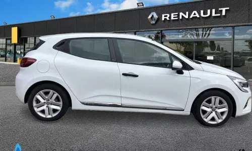 Renault Clio v Clio e-tech 140 business 900 4