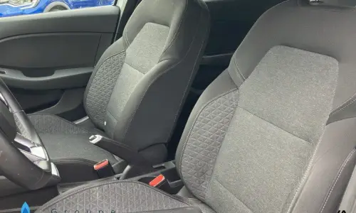 Renault Clio v Clio e-tech 140 business 900 8