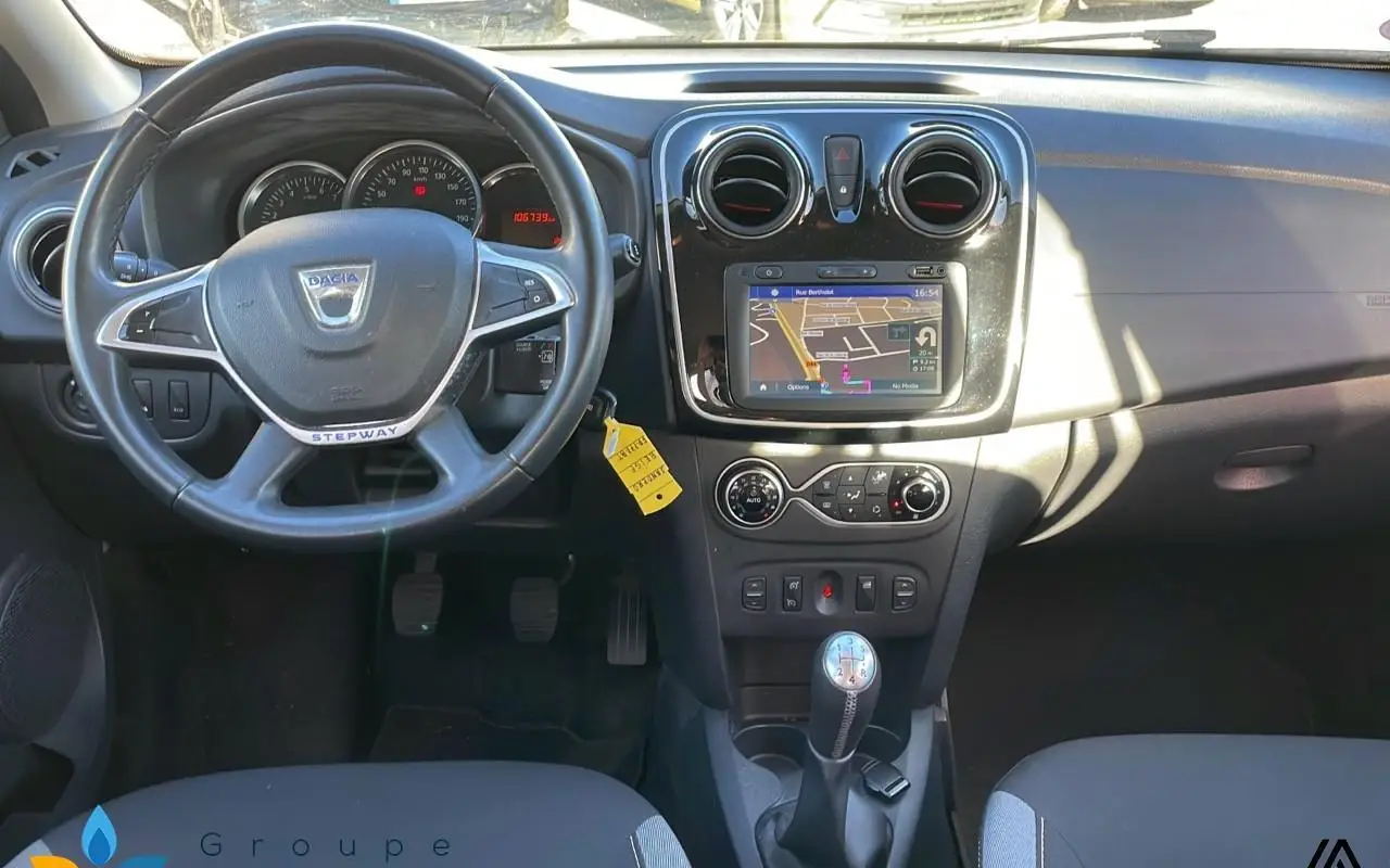 Dacia Sandero Tce 90 sl techroad 910 6