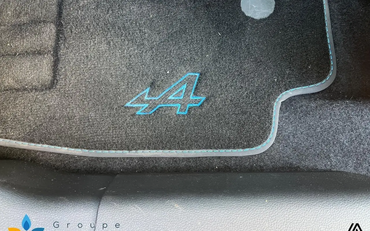 Renault Arkana E-tech 145 - 23 esprit alpine 911 14