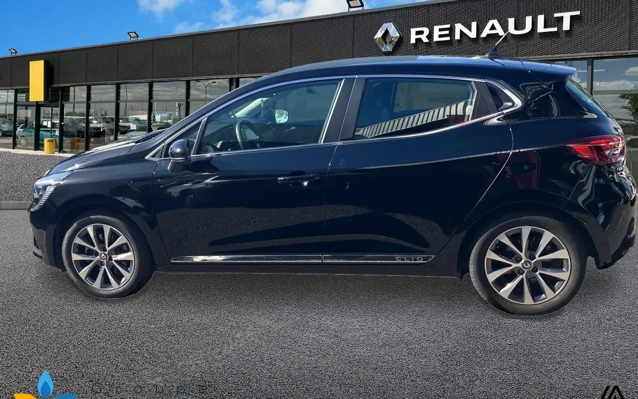 Renault Clio v Clio e-tech 140 intens 913 2