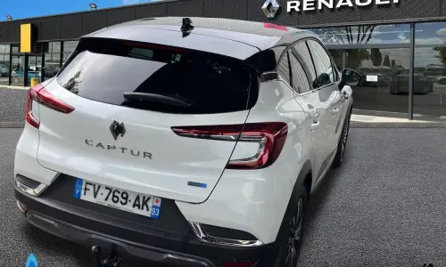 Renault Captur E-tech plug-in 160 initiale paris 915 3