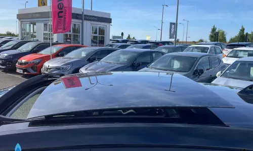 Renault Captur E-tech full hybrid 145 techno 922 14