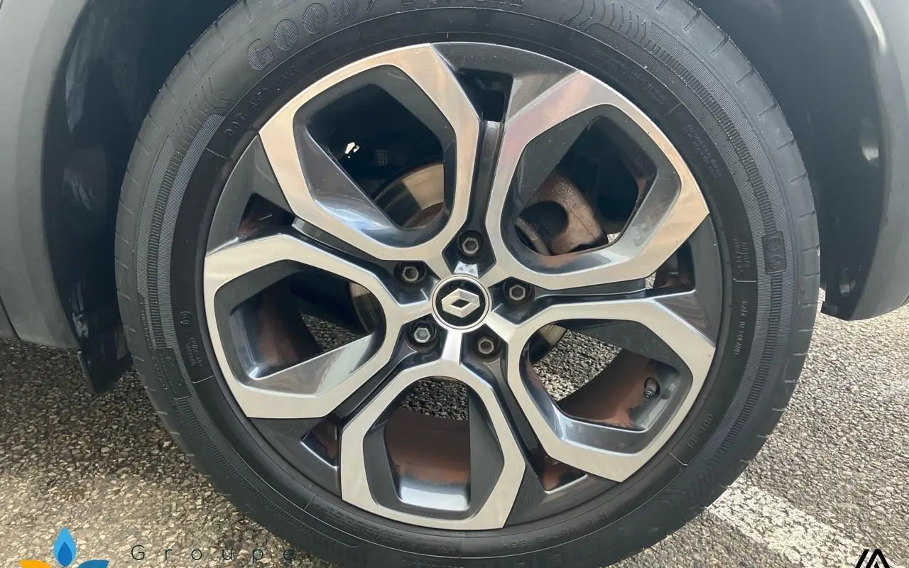 Renault Captur E-tech 145 - 21 intens 929 12