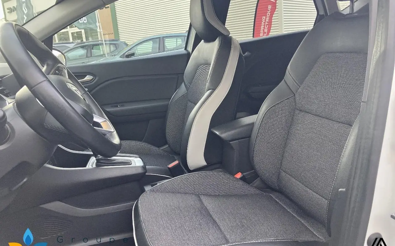 Renault Captur E-tech 145 - 21 intens 929 8