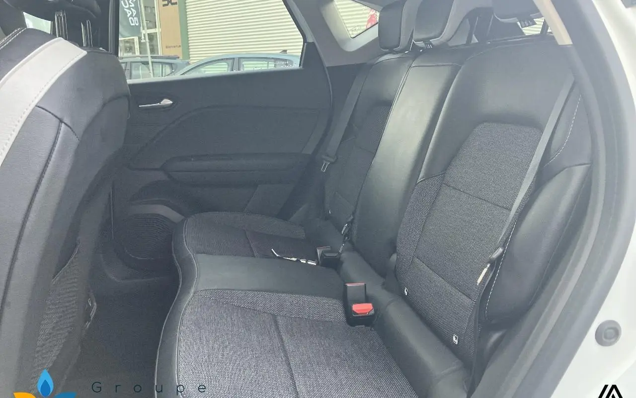 Renault Captur E-tech 145 - 21 intens 929 9
